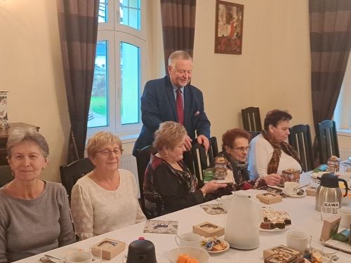 Spotkanie opłatkowe Klubu Seniora w Dworze w Łukowie Śląskim